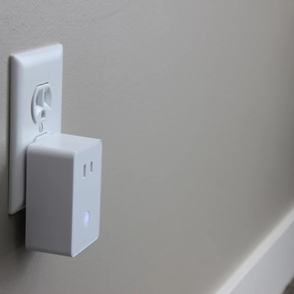 Qolsys QZ2140-840 IQ Plug In Z-Wave Dimmer - Image 2