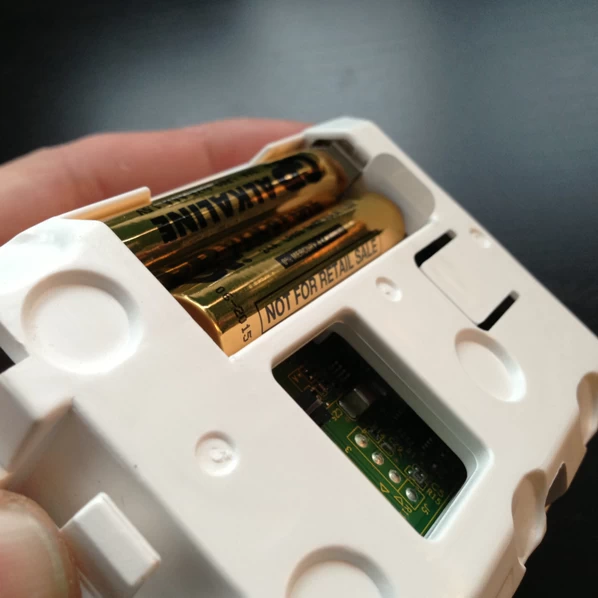 Qolsys QS1231-840 IQ Wireless PIR Motion S-Line Sensor - Image 4